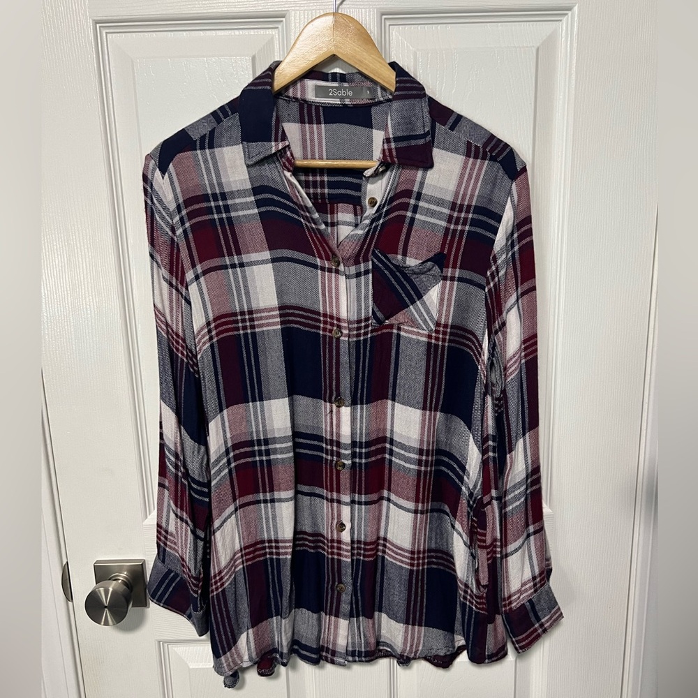 2Sable button up plaid shirt. Size S
